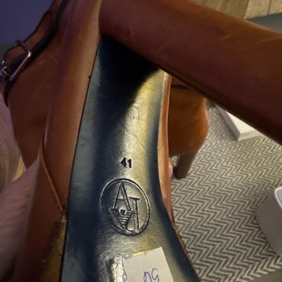 Armani Jeans leather vintage booties size 41 excellent condition - Picture 3 of 9